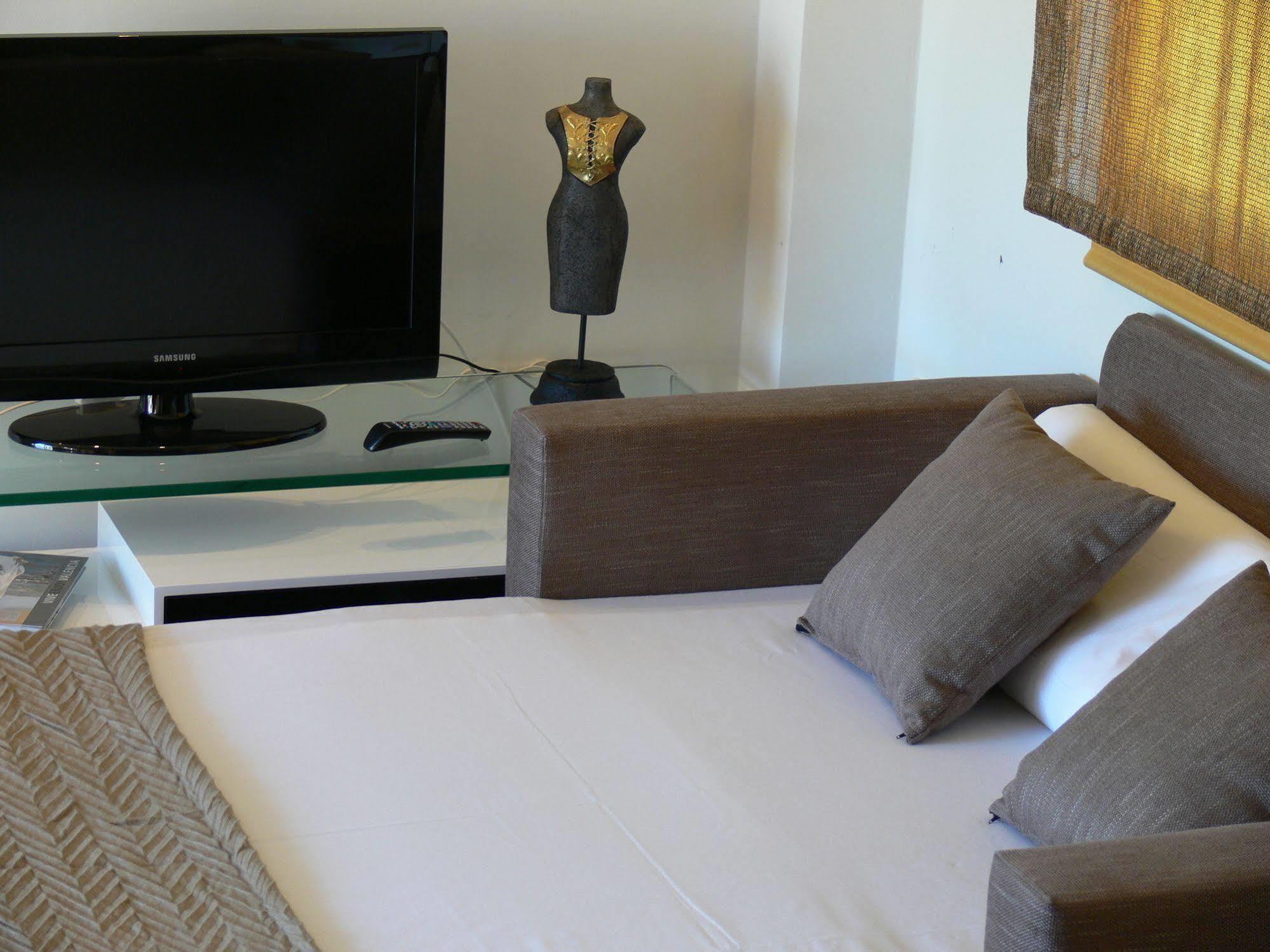 Sky Touristic Attic Apartment Valencia Ngoại thất bức ảnh