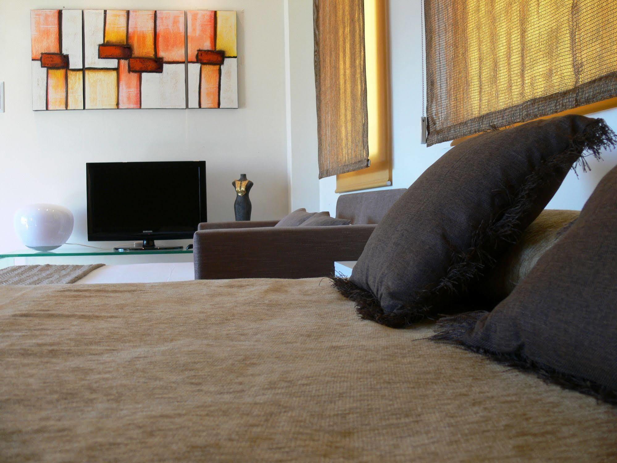 Sky Touristic Attic Apartment Valencia Ngoại thất bức ảnh
