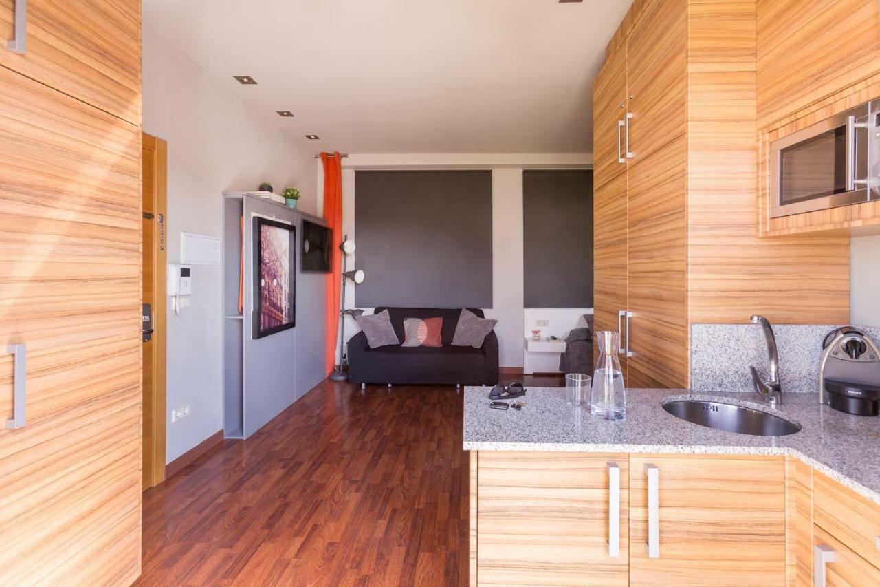 Sky Touristic Attic Apartment Valencia Ngoại thất bức ảnh